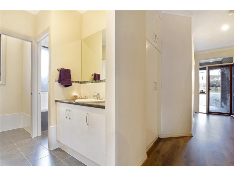 10 Maplewood Court, Flagstaff Hill SA 5159