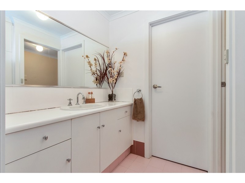 299 Pimpala Road, Woodcroft SA 5162