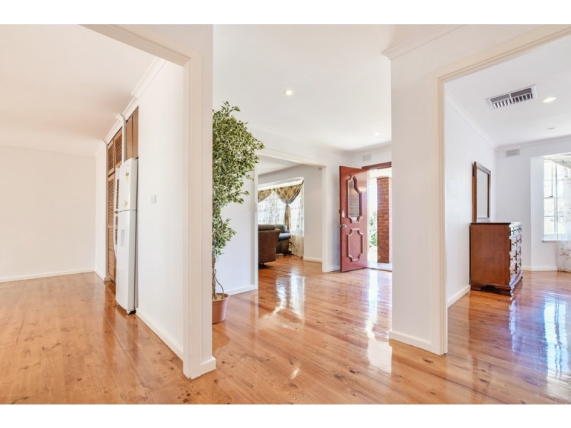 18 Glencoe Road, Reynella East SA 5161