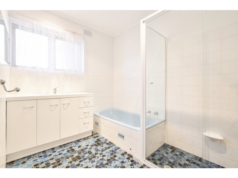 18 Glencoe Road, Reynella East SA 5161