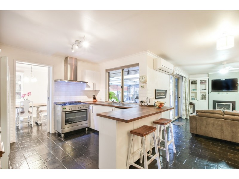 71 Murray road, Port Noarlunga SA 5167