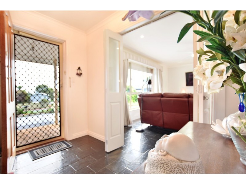 71 Murray road, Port Noarlunga SA 5167