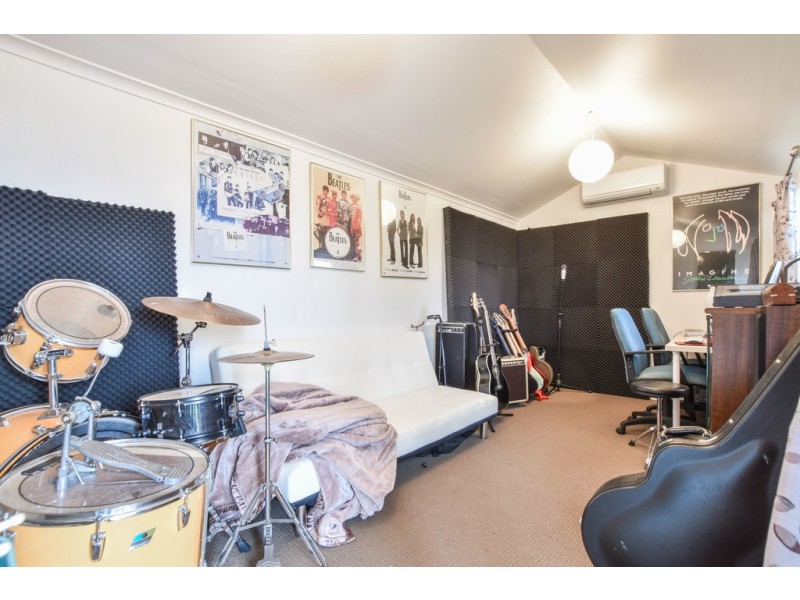 71 Murray road, Port Noarlunga SA 5167