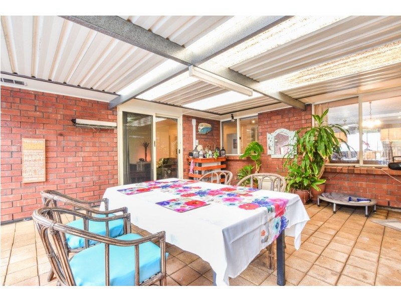 71 Murray road, Port Noarlunga SA 5167