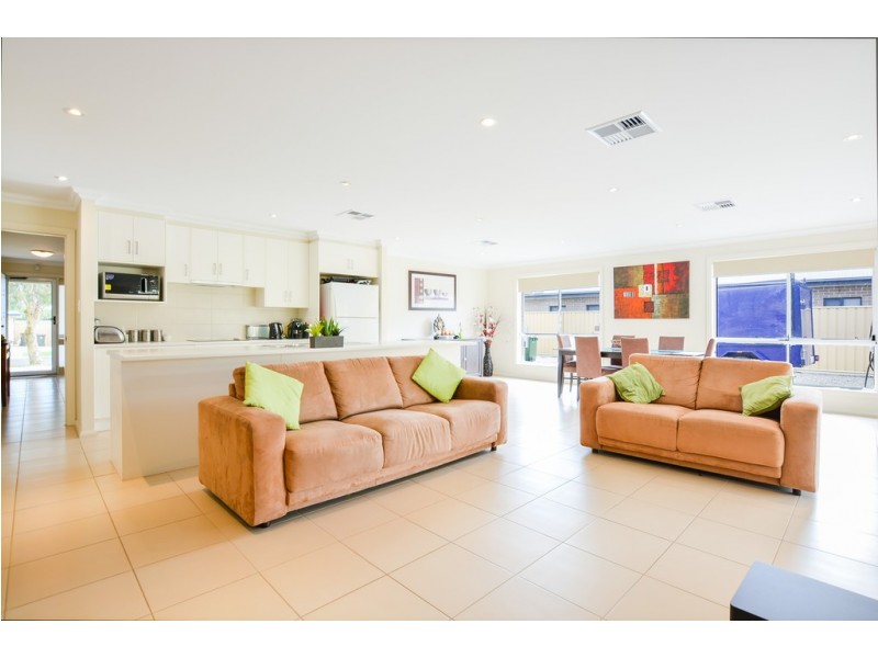 8 Kipsy Street, Aldinga Beach SA 5173