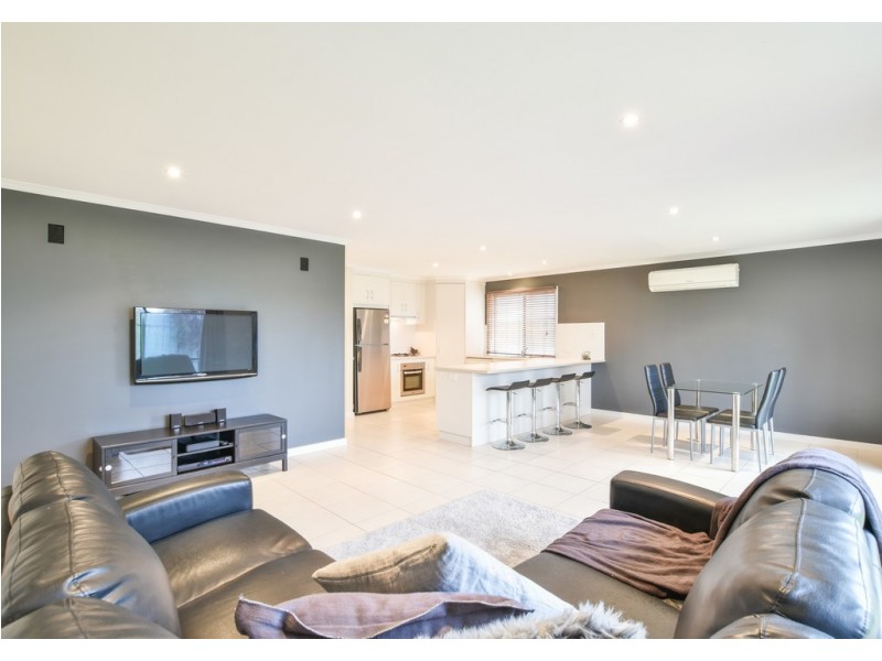 3 Bradbury Court, Hallett Cove SA 5158