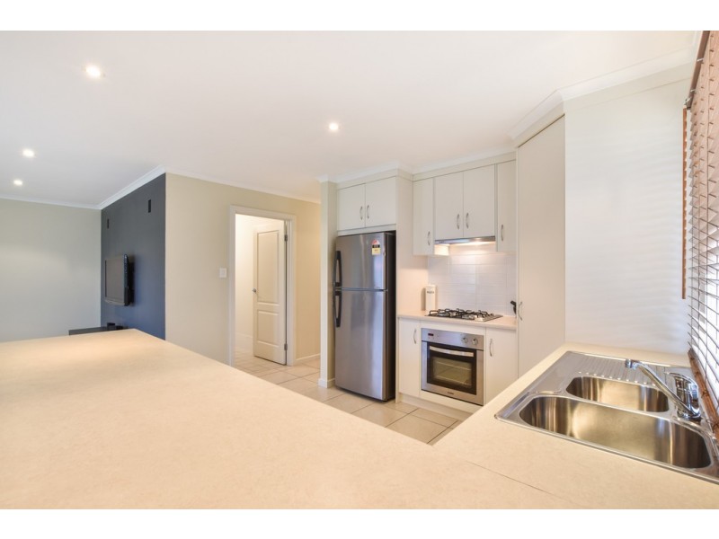 3 Bradbury Court, Hallett Cove SA 5158