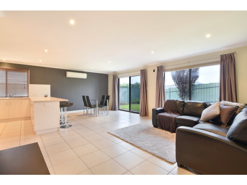 3 Bradbury Court, Hallett Cove SA 5158