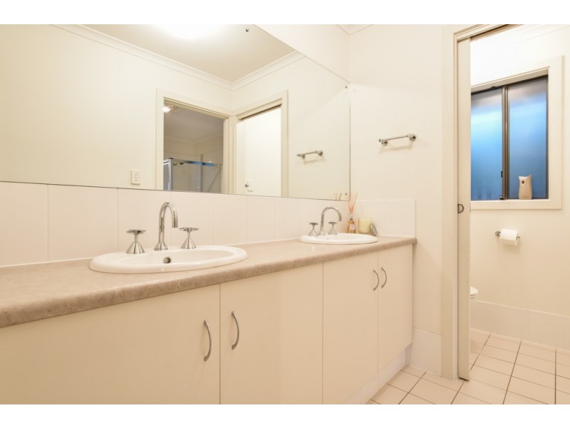 3 Bradbury Court, Hallett Cove SA 5158