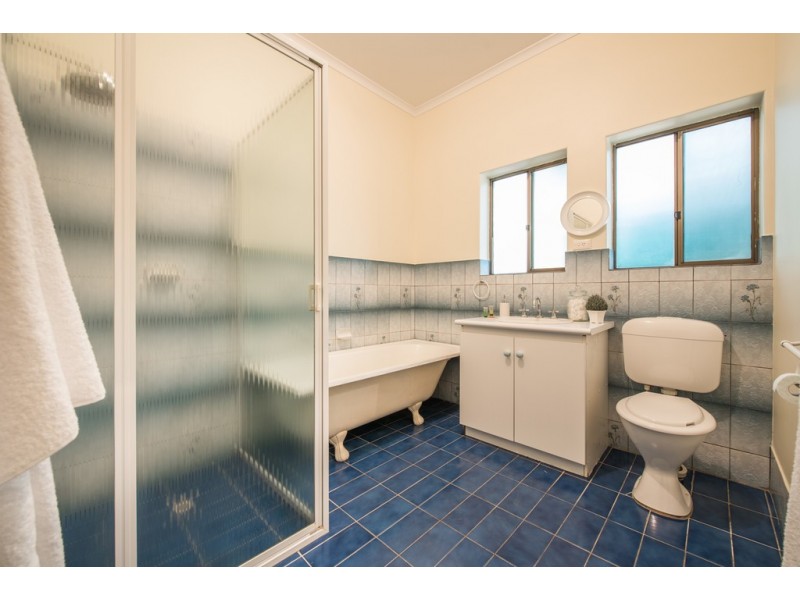 35 Grants Gully Road, Clarendon SA 5157