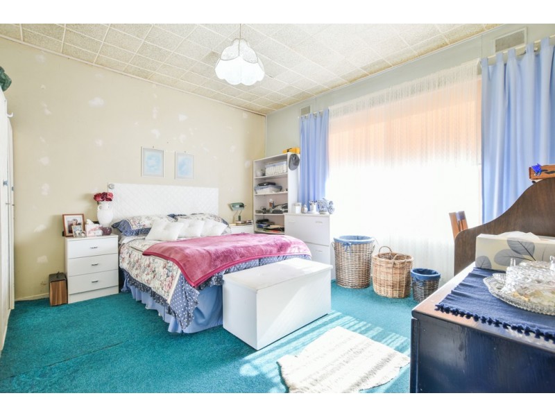 8 Vardon Street, Seacombe Gardens SA 5047
