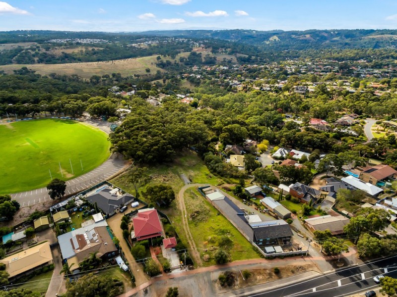 211 Black Road, Flagstaff Hill SA 5159