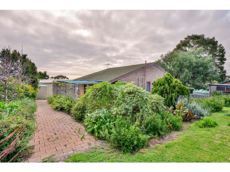 16 Nevis Court, Noarlunga Downs SA 5168