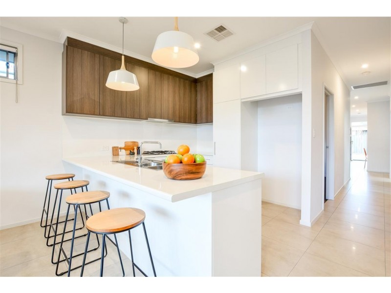 31b Scarborough Terrace, Dover Gardens SA 5048