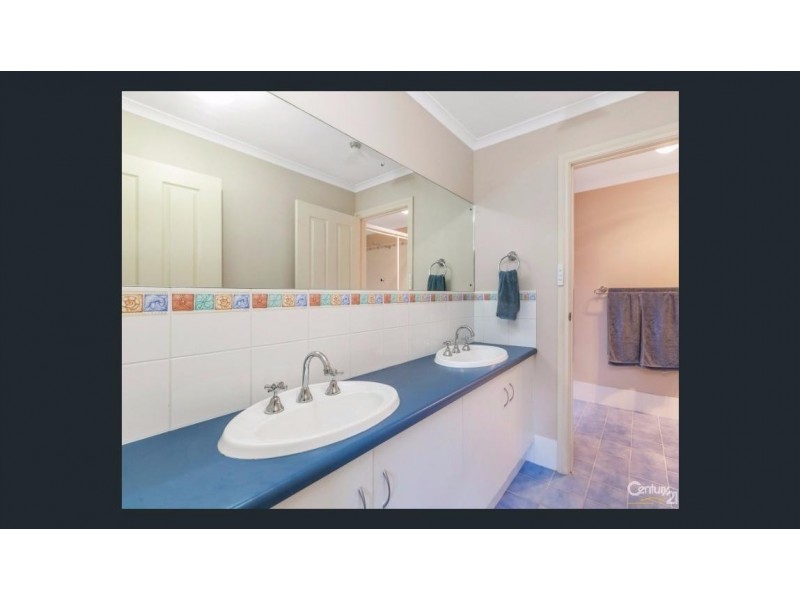 4 Best Close, Woodcroft SA 5162