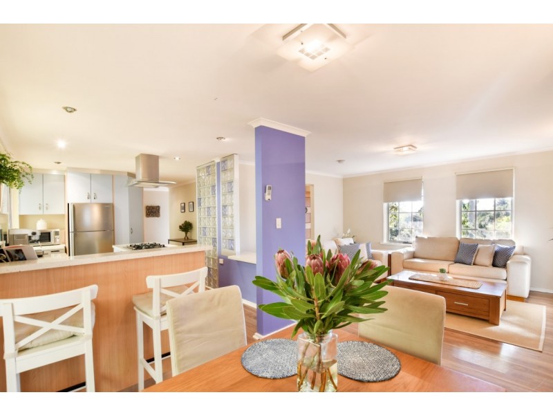 2 Jerilderie Drive, Happy Valley SA 5159