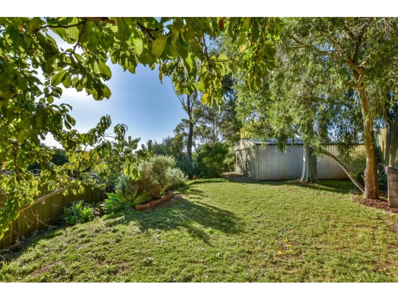 2 Jerilderie Drive, Happy Valley SA 5159