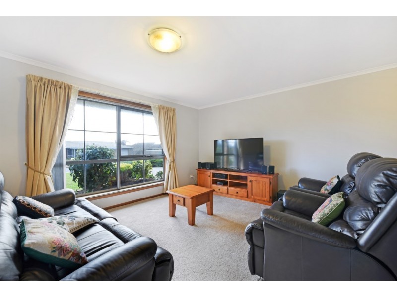 20 Nannigai Drive, Hallett Cove SA 5158