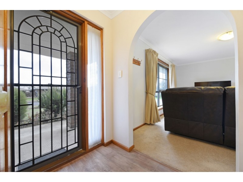 20 Nannigai Drive, Hallett Cove SA 5158