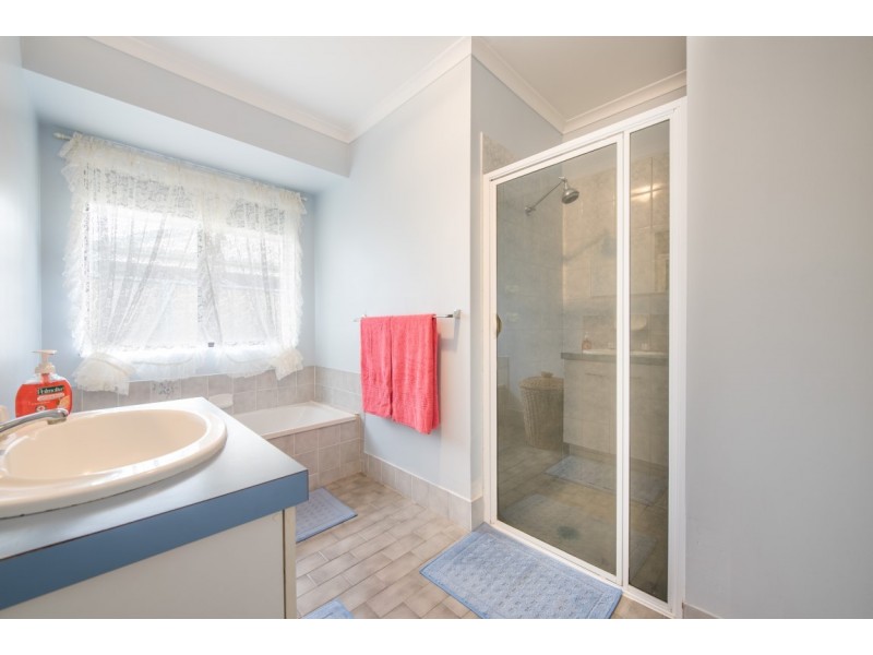 20 Nannigai Drive, Hallett Cove SA 5158