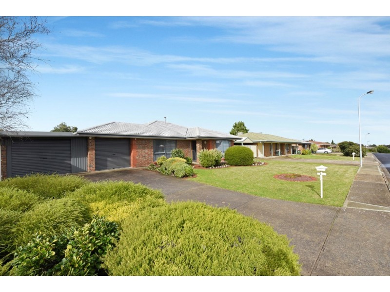 20 Nannigai Drive, Hallett Cove SA 5158