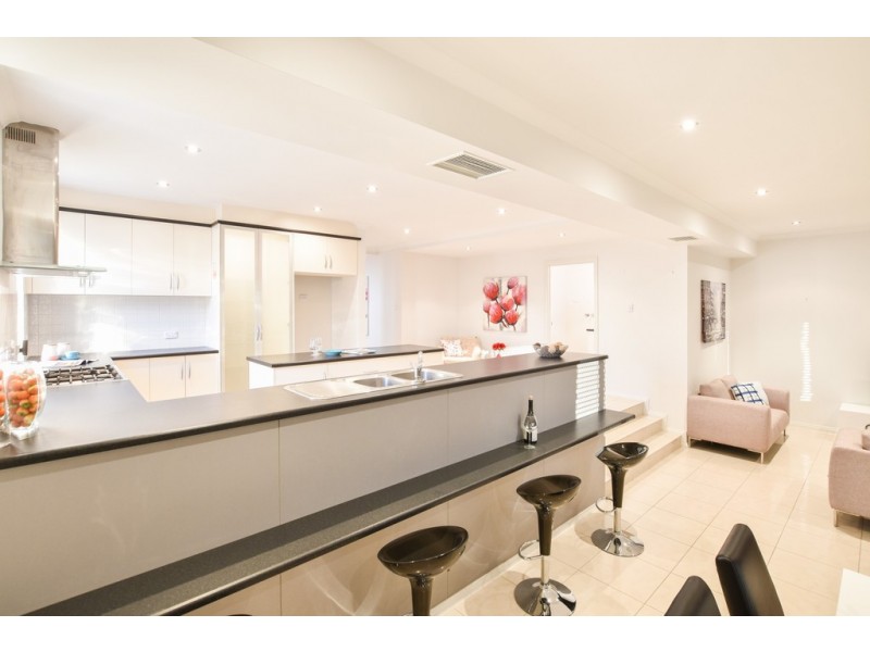 8 Boonga Street, Hallett Cove SA 5158