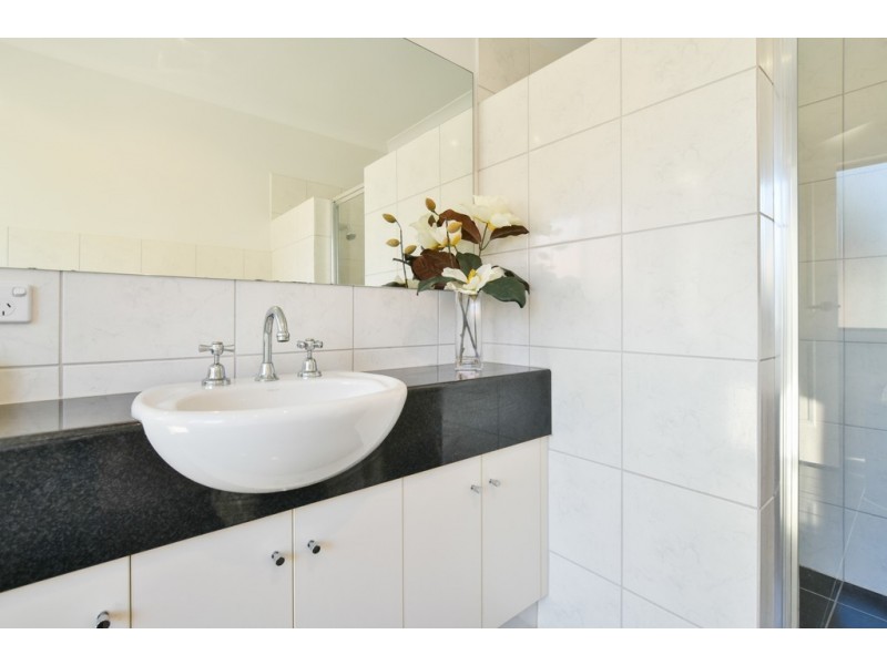 8 Boonga Street, Hallett Cove SA 5158