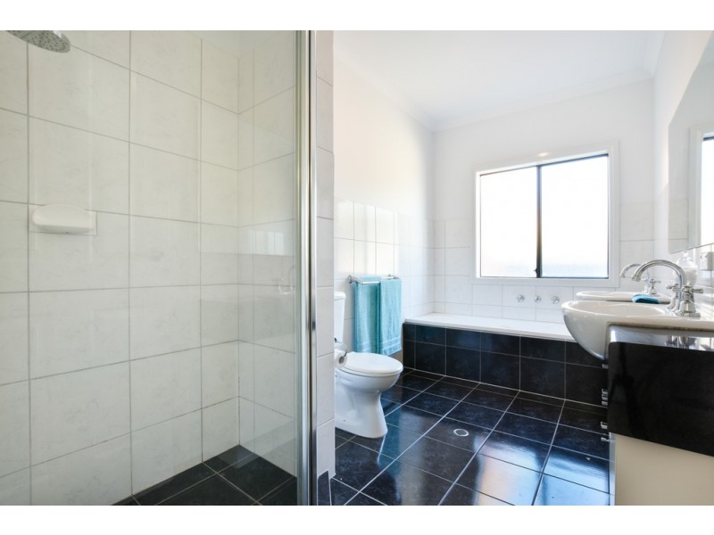 8 Boonga Street, Hallett Cove SA 5158