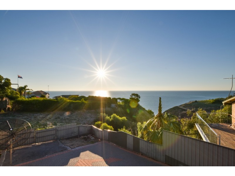 8 Boonga Street, Hallett Cove SA 5158