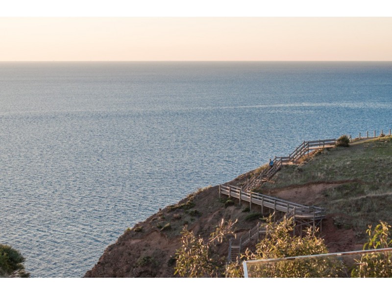 8 Boonga Street, Hallett Cove SA 5158