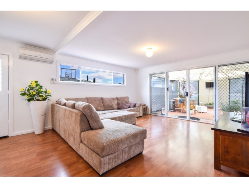 56 Riddoch Crescent, Woodcroft SA 5162