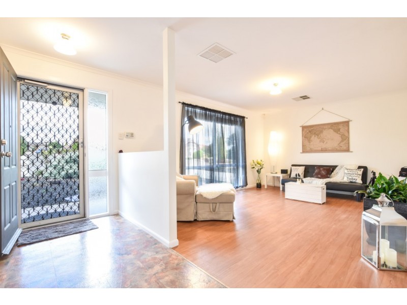 56 Riddoch Crescent, Woodcroft SA 5162