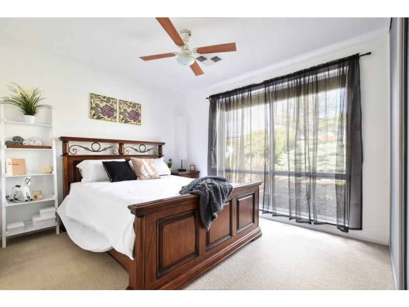 56 Riddoch Crescent, Woodcroft SA 5162