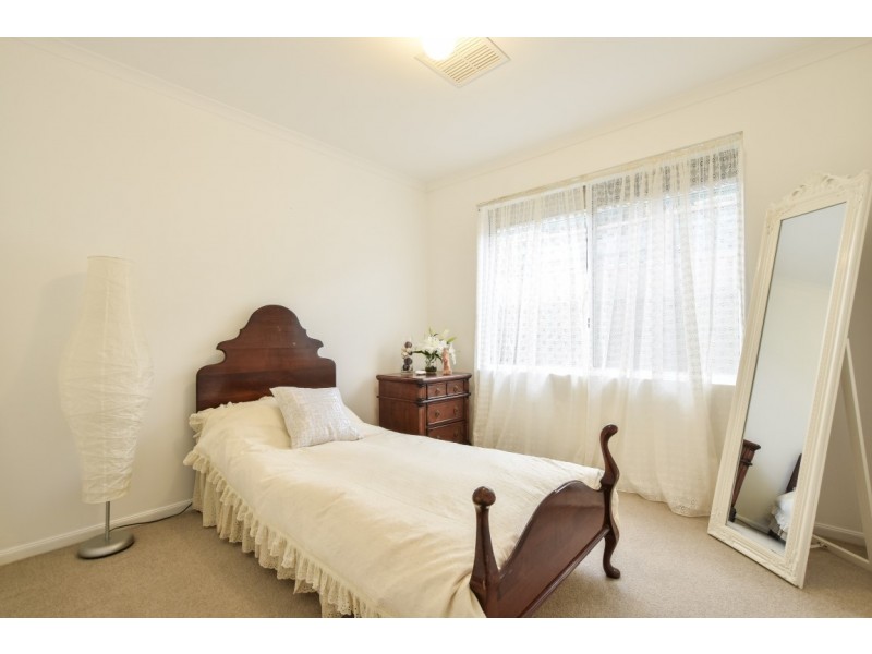 56 Riddoch Crescent, Woodcroft SA 5162