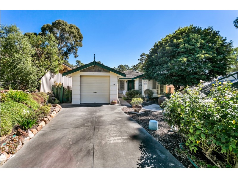 2 Egret court, Flagstaff Hill SA 5159