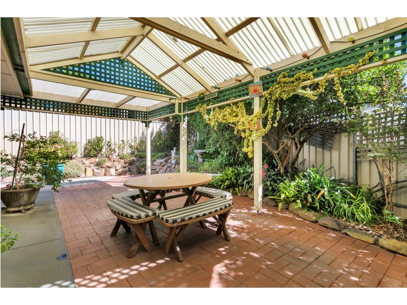 2 Egret court, Flagstaff Hill SA 5159
