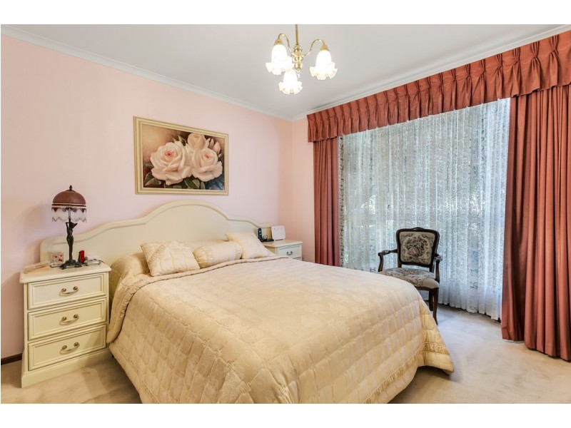 2 Egret court, Flagstaff Hill SA 5159