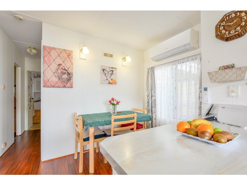 Cabin 147 Woodcroft Park Bains Rd, Woodcroft SA 5162