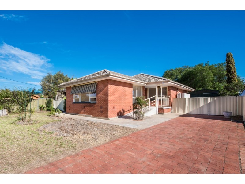 12 Charles Street, Christie Downs SA 5164
