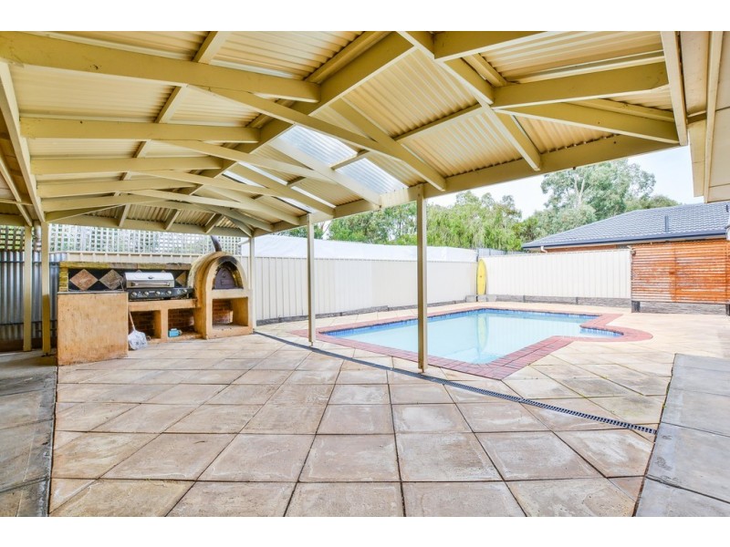 11 Begonia Street, Morphett Vale SA 5162