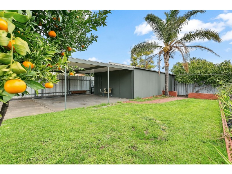 42 Radnor Street, Morphett Vale SA 5162