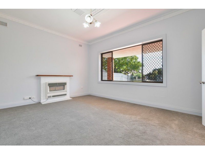 11 Hotchkiss Crescent, Croydon Park SA 5008