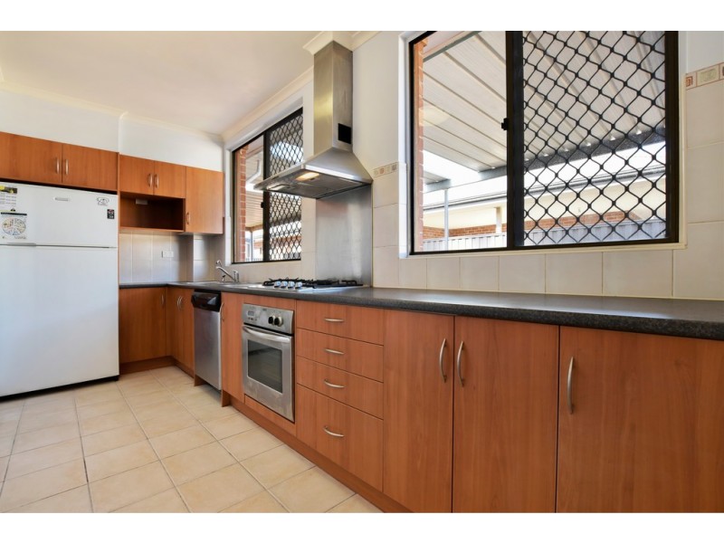 11 Hotchkiss Crescent, Croydon Park SA 5008