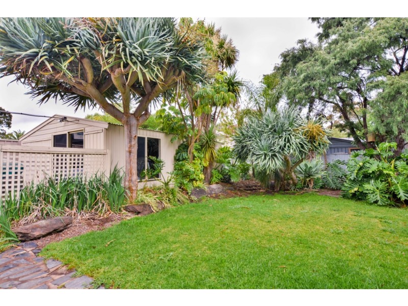 77 Regency Road, Happy Valley SA 5159
