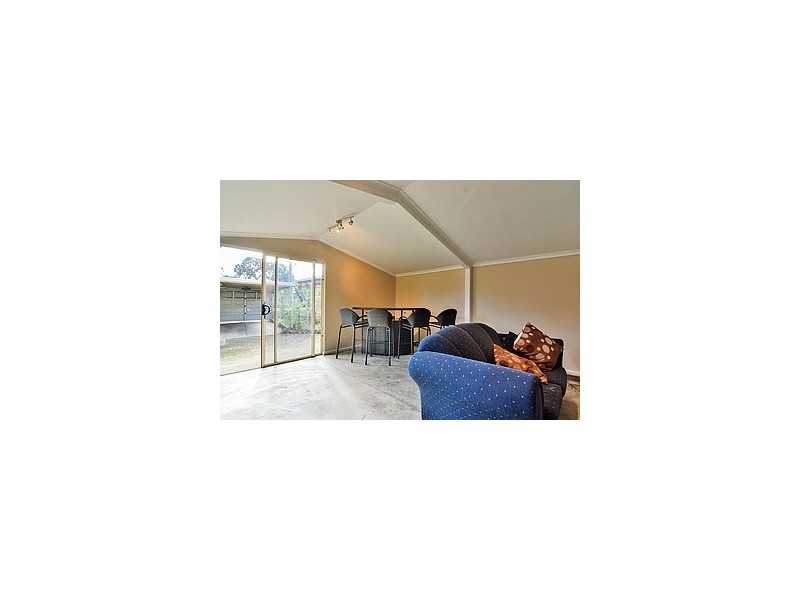 77 Regency Road, Happy Valley SA 5159