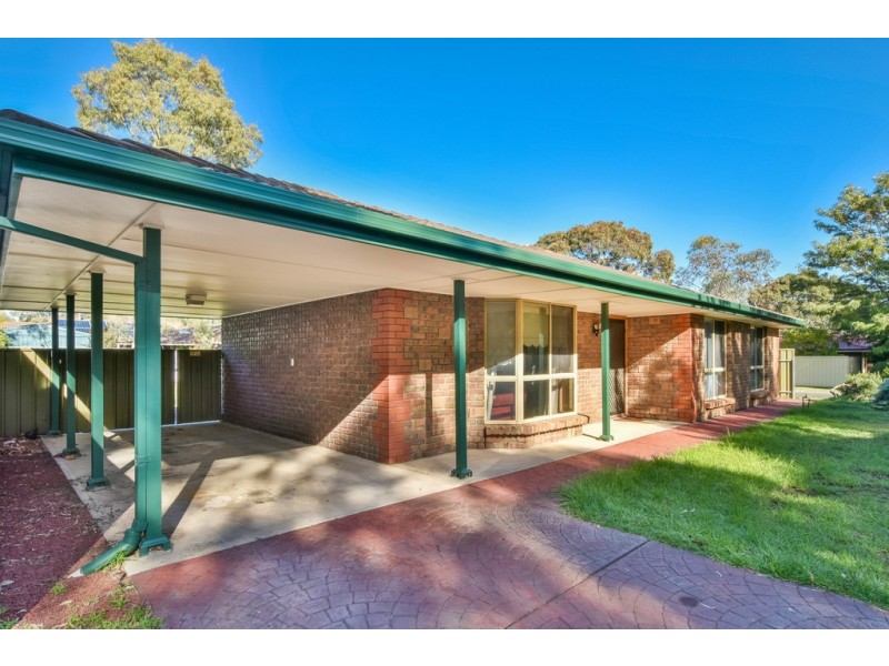 27 Brook Drive, Aberfoyle Park SA 5159