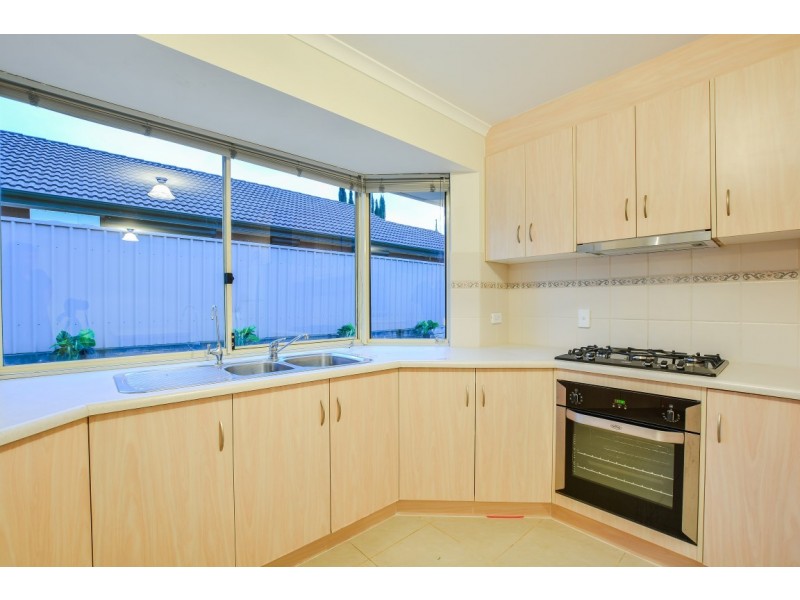 3 Sovereign Drive, Woodcroft SA 5162