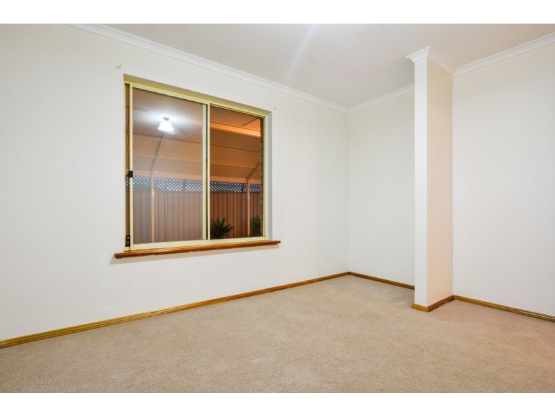 3 Sovereign Drive, Woodcroft SA 5162