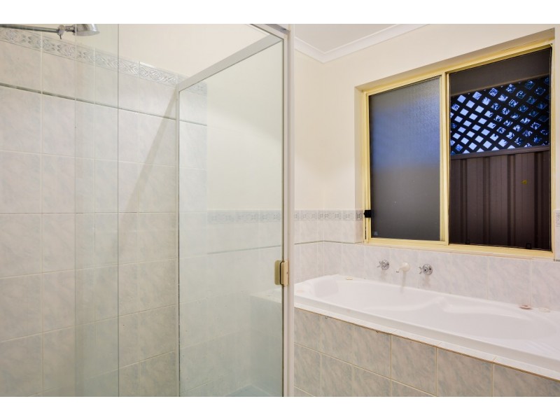 3 Sovereign Drive, Woodcroft SA 5162