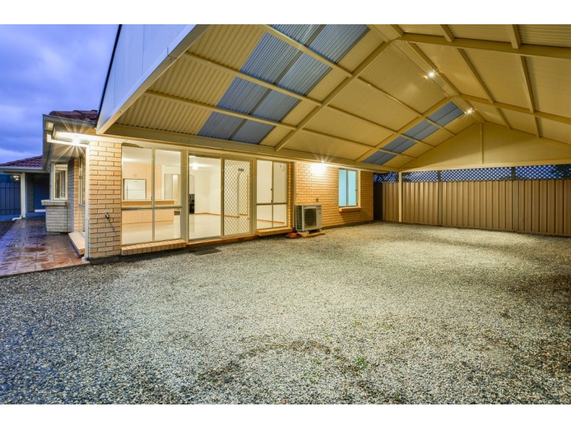 3 Sovereign Drive, Woodcroft SA 5162